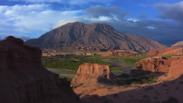 Aerial Epische Wolken Rivieren Cafayate Salta Argentinië Voorwaarts — Stockvideo