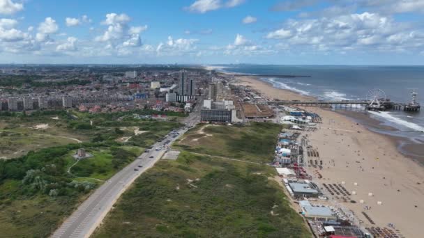 Uitzicht Den Haag Bij Strand Scheveningen Met Pier Ferris Wielpromenade — Stockvideo