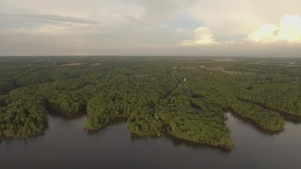 倾斜的无人驾驶飞机拍摄的落日照片 — 图库视频影像