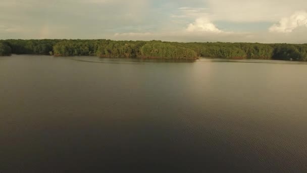 Vue Aérienne Drone Réservoir Traversant Eau — Video