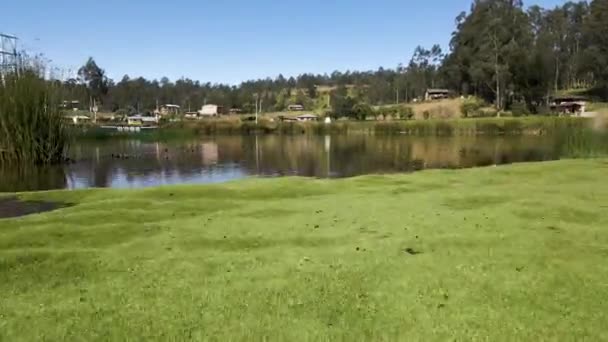 Laguna Parque Las Cochas — Wideo stockowe