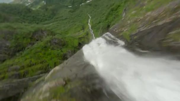 Pov Speed Flight Looping Downhill Waterfall Rocky Mountain — Stock Video