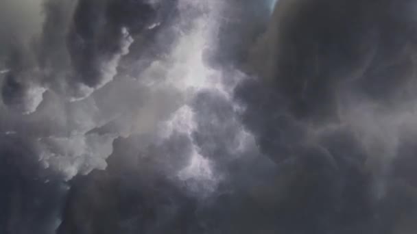Trovoadas Relâmpagos Que Ocorrem Nuvens Espessas — Vídeo de Stock