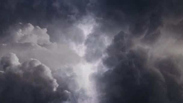 Vista Cinza Escuro Movimento Cumulonimbus Nuvens Céu Trovoada — Vídeo de Stock