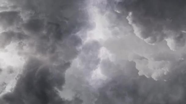 Zła Pogoda Niebie Zmierzchu Burzami — Wideo stockowe