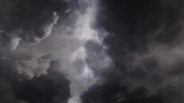 Trovoada Nas Nuvens Escuras Cumulonimbus Entardecer — Vídeo de Stock