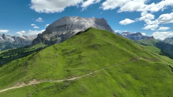 Vista Incrível Sobre Dolomites Pico Com Caminho Caminhada Que Leva — Vídeo de Stock