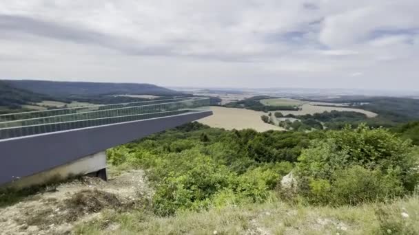 图林根著名的天桥Sonnenstein 玻璃地面观景台 — 图库视频影像