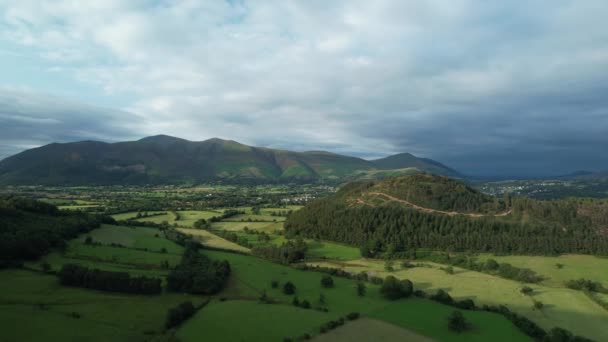 Letecký Pohled Údolí Newlands Skiddaw Blencathra Cumbria Velká Británie — Stock video