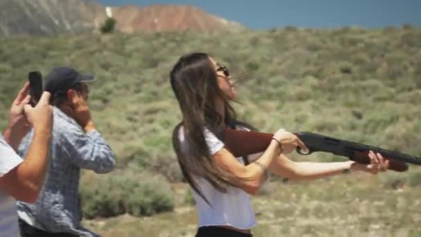 Friends Having Good Time Skeet Shooting Drinking Wilderness — Stock Video