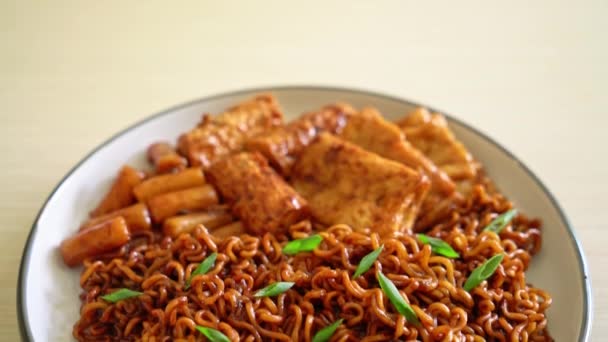 Jajangmyeon Jjajangmyeon Odeng Omuk Korean Instant Noodles Korean Fish Cake — Wideo stockowe