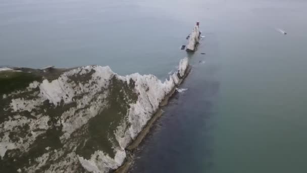 30Fps Voo Drone Aéreo Sobre Falésias Brancas Nas Agulhas Ilha — Vídeo de Stock