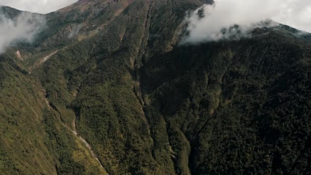 Dichter Wald Hang Des Vulkans Tungurahua Bei Tageslicht Ecuador Antenne — Stockvideo