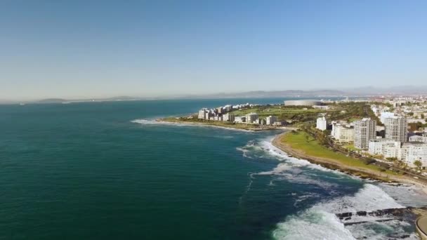 Pov Van Een Paraglider Die Sea Point Kaapstad Vliegt — Stockvideo