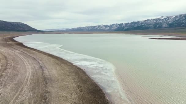 Aereo Montagne Innevate Lago Scipione Utah Ampio Tiro Spinning — Video Stock
