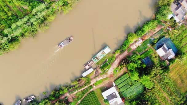 Luftaufnahme Des Mekong Delta Flusskanals Vietnam Asien Fähre Schwimmt Auf — Stockvideo