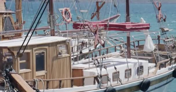 Fishing Boat Anchor Cabin Ropes Docked Floating Rocking Ocean Sea — Stock Video