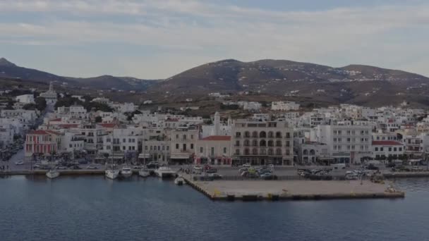 Aerial Przegląd Miasta Tinos Niskiej Wysokiej — Wideo stockowe