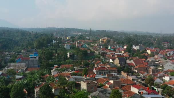 Antenn Skyline Indonesiska Hem Med Orange Hustak Bandung Vid Soluppgången — Stockvideo