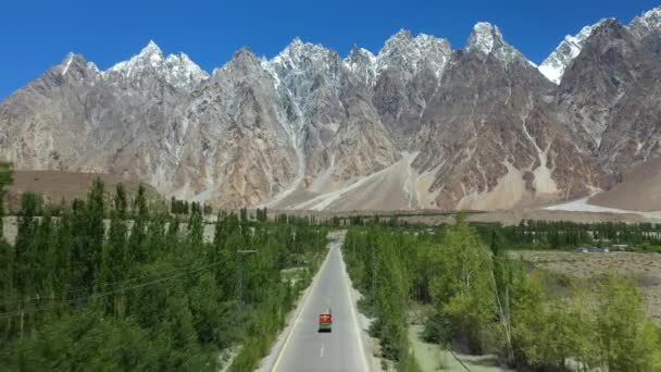 Drone Cinematográfico Passu Cones Hunza Paquistão Movendo Direção Tupopdan Peak — Vídeo de Stock