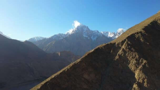 Captura Dron Cinematográfico Tupopdan Peak Passu Conos Hunza Pakistán Picos — Vídeo de stock