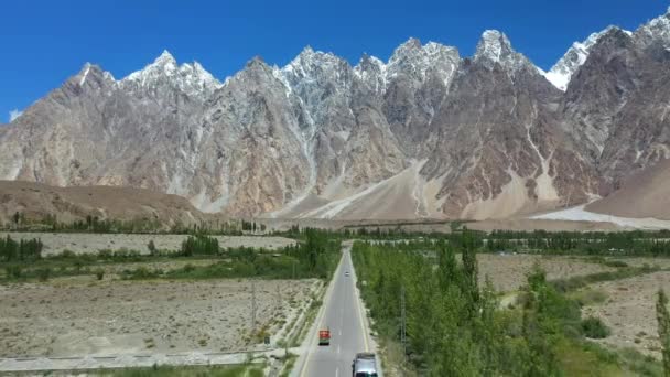 Drone Cinematográfico Passu Cones Hunza Paquistão Movendo Direção Pico Tupopdan — Vídeo de Stock