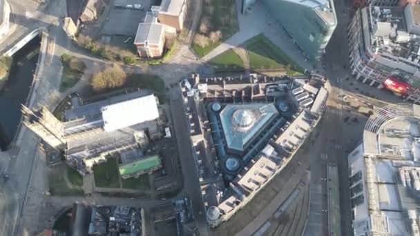 60Fps Lot Dronem Lotu Ptaka Widokiem Katedrę Manchesterze Budynek Wymiany — Wideo stockowe