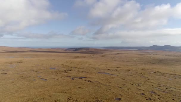 Luchtfoto Volgen Van Rechts Naar Links Boven Het Mhoine Schiereiland — Stockvideo