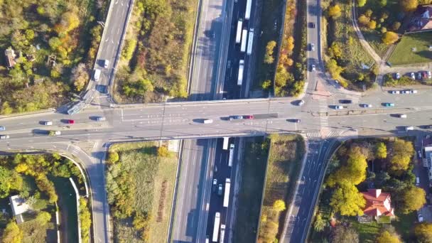 Estrada Número Passando Sobre Lotada Rodovia Multi Pista Hungria — Vídeo de Stock