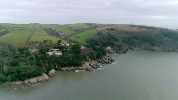 Luchtfoto Volgen Rivier Dart Het Landschap Aan Kingswear Kant Onthullen — Stockvideo