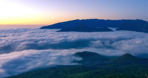 Felhők Tengere Naplementekor Palma Szigetén Kanári Szigeteken Birigoyo Vulkán Tetejéről — Stock videók