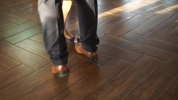 Slowmo Couple Dancing Waltz Wedding Close Feet — Stock Video