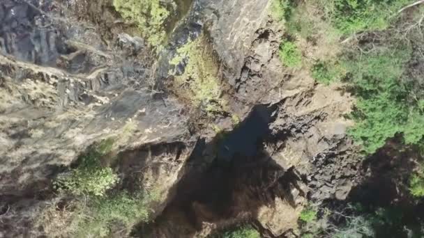 Aerial Shot Bird Eye View Crest Waterfall Viewing Plunge Pool — Stock Video