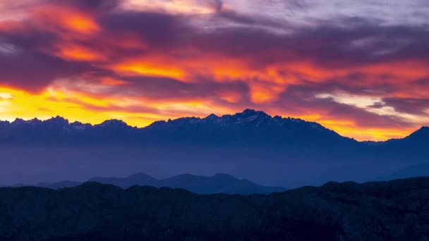 Ανατολή Ηλίου Στο Εθνικό Πάρκο Picos Europa Αστούριες Ισπανία Κόκκινος — Αρχείο Βίντεο