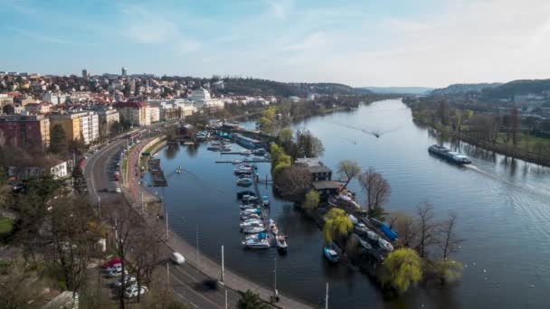 Timelapse Floden Vltava Prag Zoom Utsikt Från Vysehrad Slott — Stockvideo