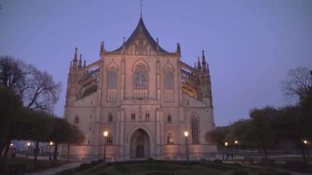 Tournage Soir Cathédrale Sainte Barbara Kutna Hora République Tchèque Avec — Video