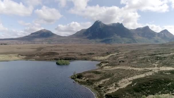 Voyage Aérien Sur Loch Landes Avec Grande Montagne Connue Sous — Video