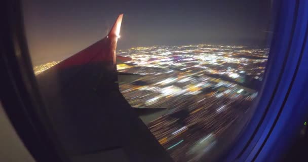 Нічний Час Літак Робить Поворот 180 Градусів Приземляється Чикаго Світлові — стокове відео