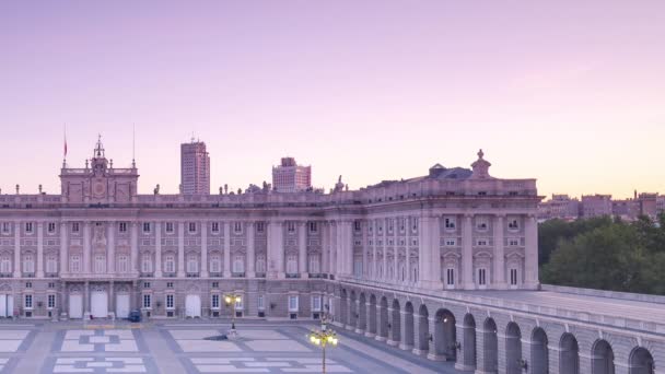 Hermoso Amanecer Desde Alto Catedral Almudena Madrid España Palacio Real — Vídeo de stock