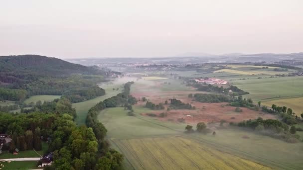 捷克共和国波希米亚自然美景的空中拍摄 — 图库视频影像