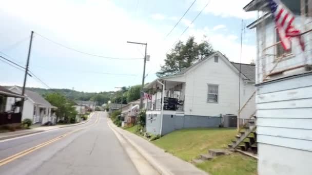 Fries Virginia Mill Town Vorbeifahren Häusern Entlang Der Fahrbahn — Stockvideo