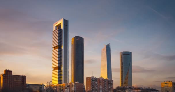 Timelapse Del Área Negocios Cuatro Torres Atardecer Madrid España — Vídeo de stock