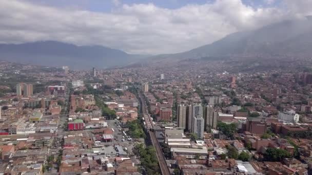 Drone Rotatif Medellin Colombie — Video