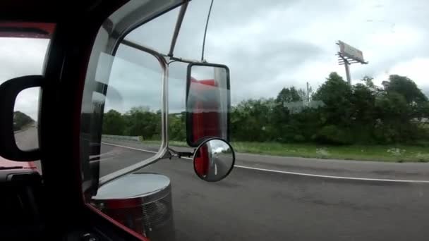 Schnittwunden Der Autobahn Aus Lkw Fenster — Stockvideo