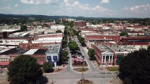 Aerial Kingsport Tennessee Train Depot Tower Flight City — стоковое видео
