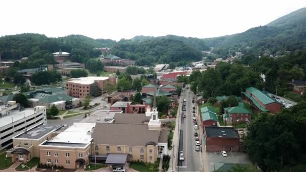 Aereo Alto Sopra Prima Chiesa Battista Boone North Carolina — Video Stock