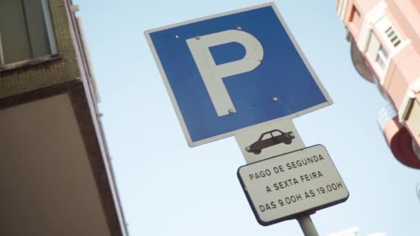Płatny Parking Zaloguj Się Biegunie Kamerą Rotacyjną — Wideo stockowe