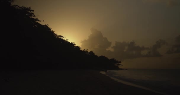 Increíble Puesta Sol Detrás Montaña Isla Caribeña Trinidad — Vídeo de stock