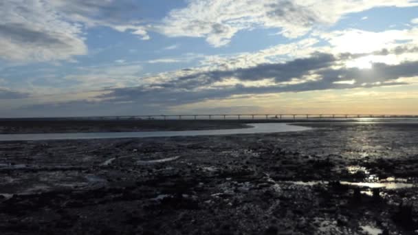 Pan Derecho Puente Sobre Golfo Vizcaya Isla Oleron Amanecer Fort — Vídeo de stock