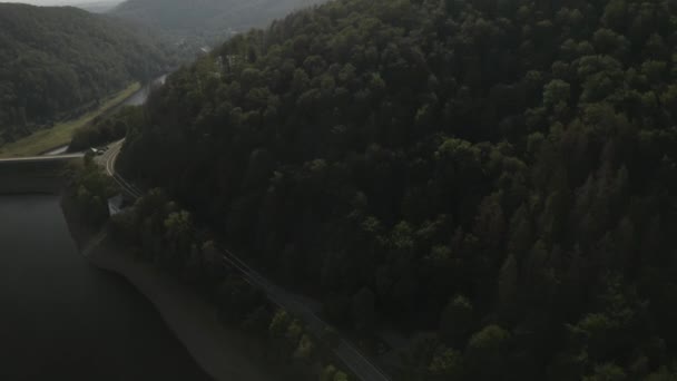 Malowniczy Drone Shot Pięknego Jeziora Zachodzie Słońca Parku Narodowym Harz — Wideo stockowe
